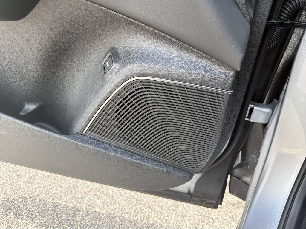 New 2026 Acura MDX w/ Technology Package FWD image 24