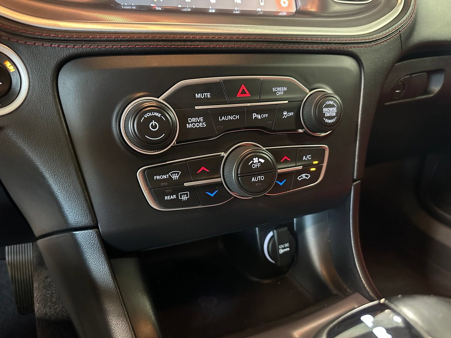 Used 2022 Dodge Charger Scat Pack RWD image 33