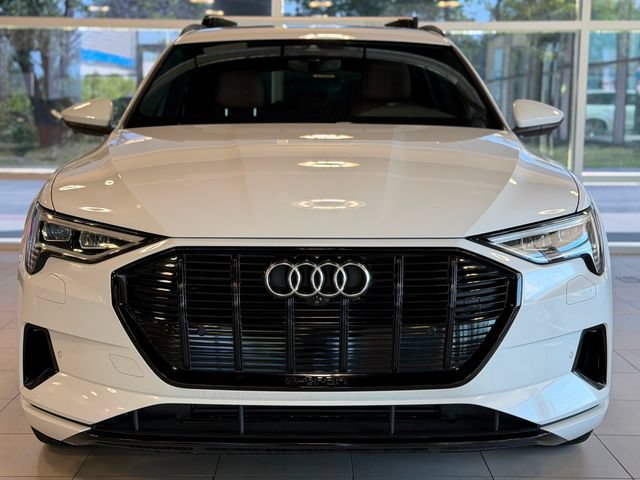 Used 2021 Audi e-tron Premium w/ Convenience Plus Package AWD/4WD image 2