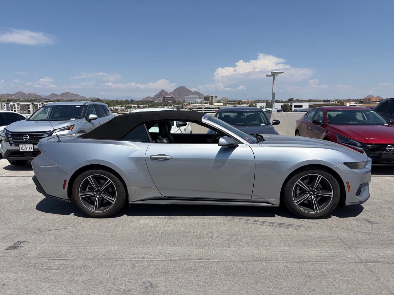 Used 2025 Ford Mustang Premium RWD image 3