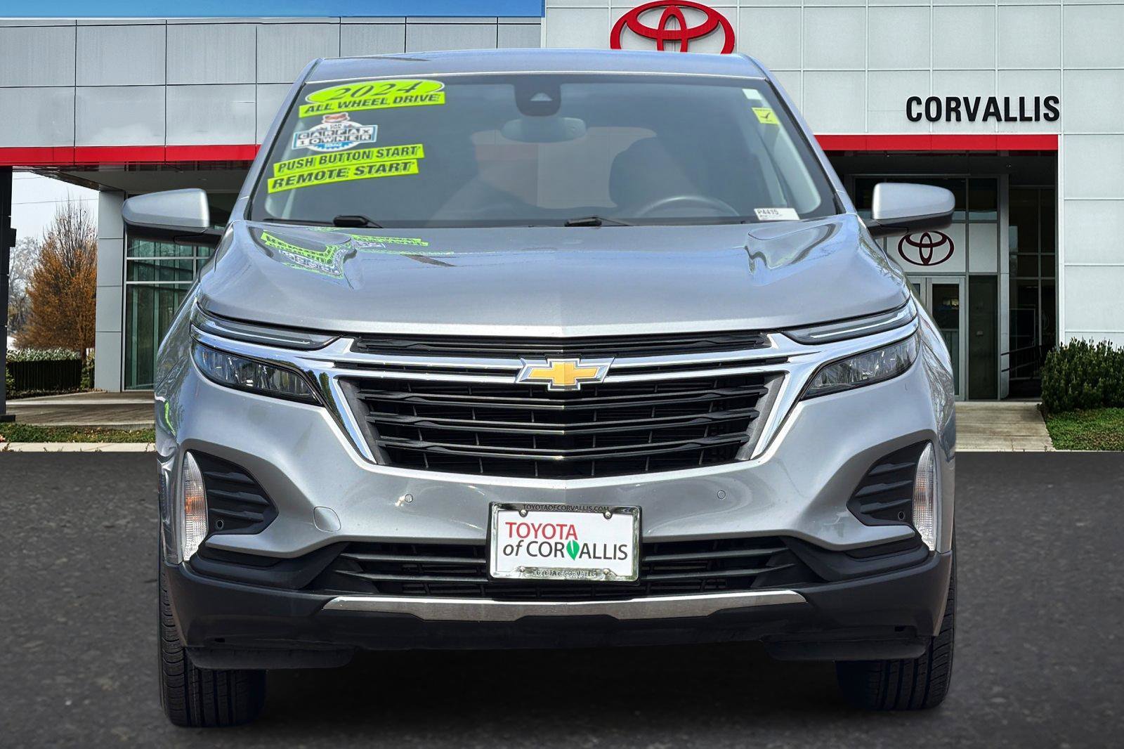 Used 2024 Chevrolet Equinox LT AWD/4WD image 9