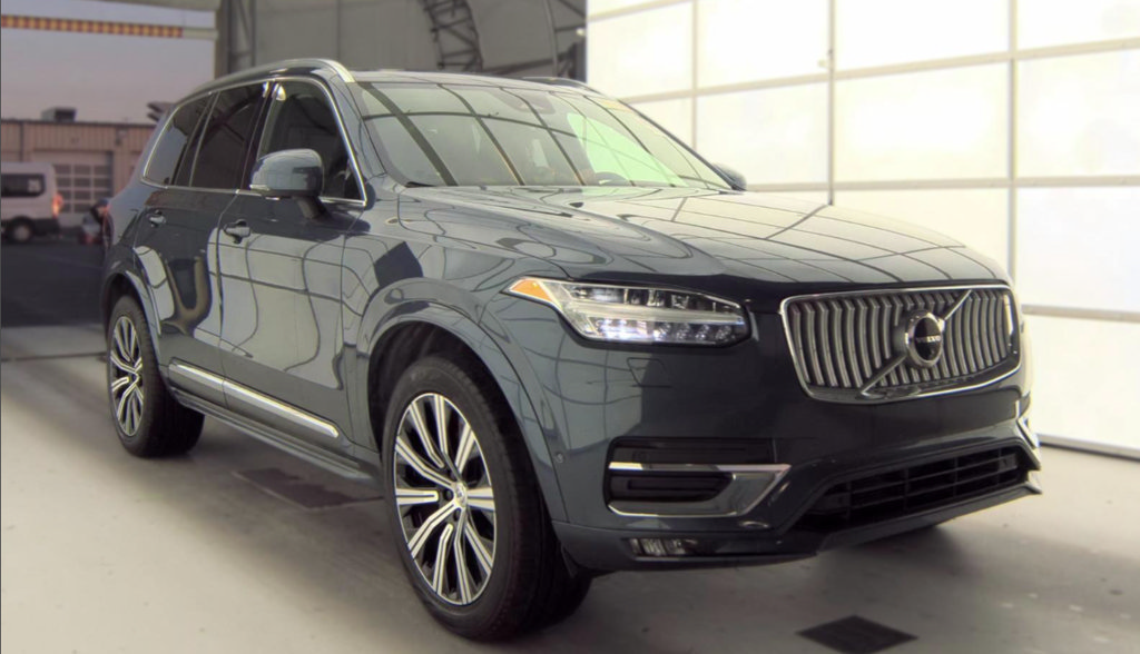 Certified 2024 Volvo XC90 B6 Plus w/ Protection Package AWD/4WD image 9