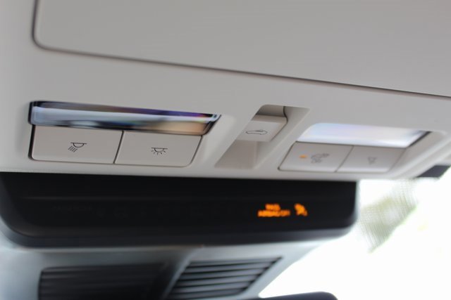 New 2025 MAZDA CX-70 Plug-In Hybrid w/ Premium Pkg image 29