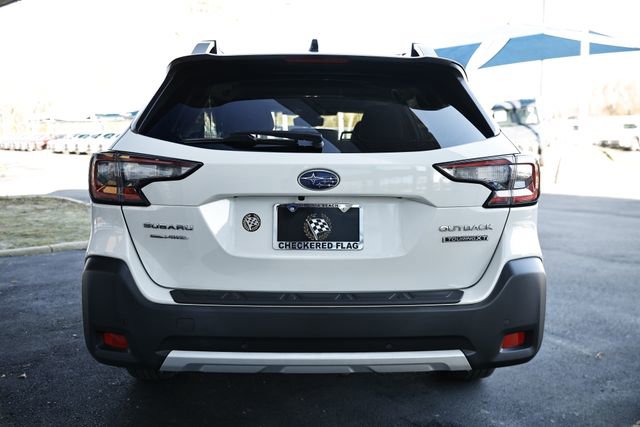 Used 2025 Subaru Outback Touring XT AWD/4WD image 9