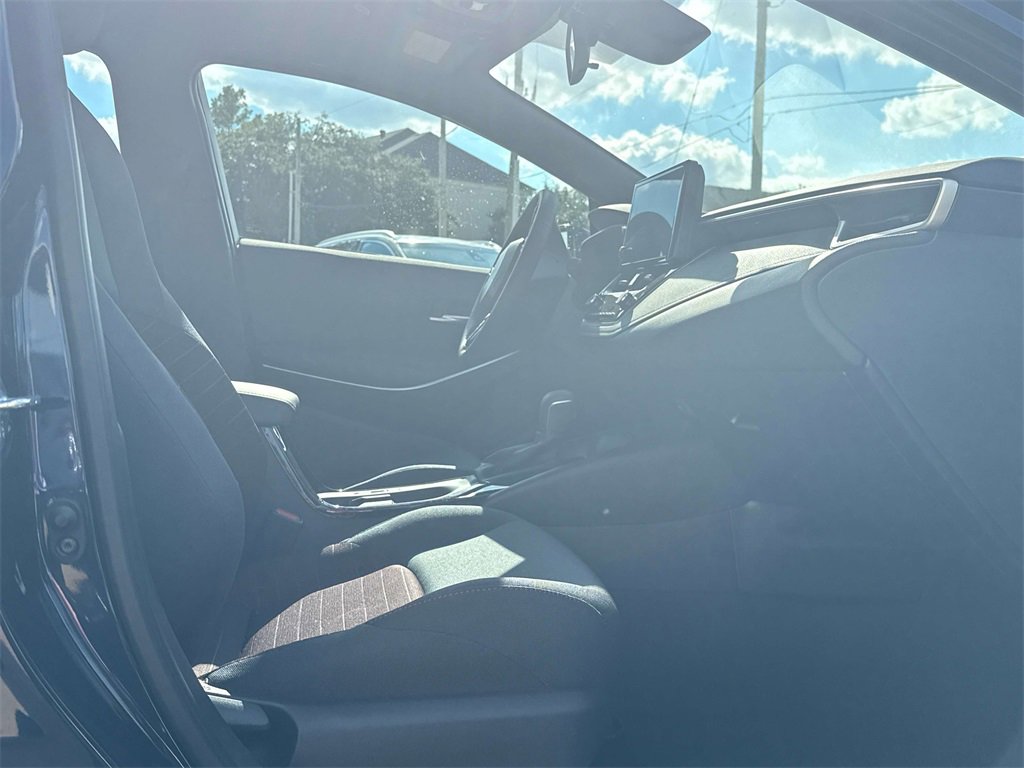 Used 2025 Toyota Corolla SE image 13
