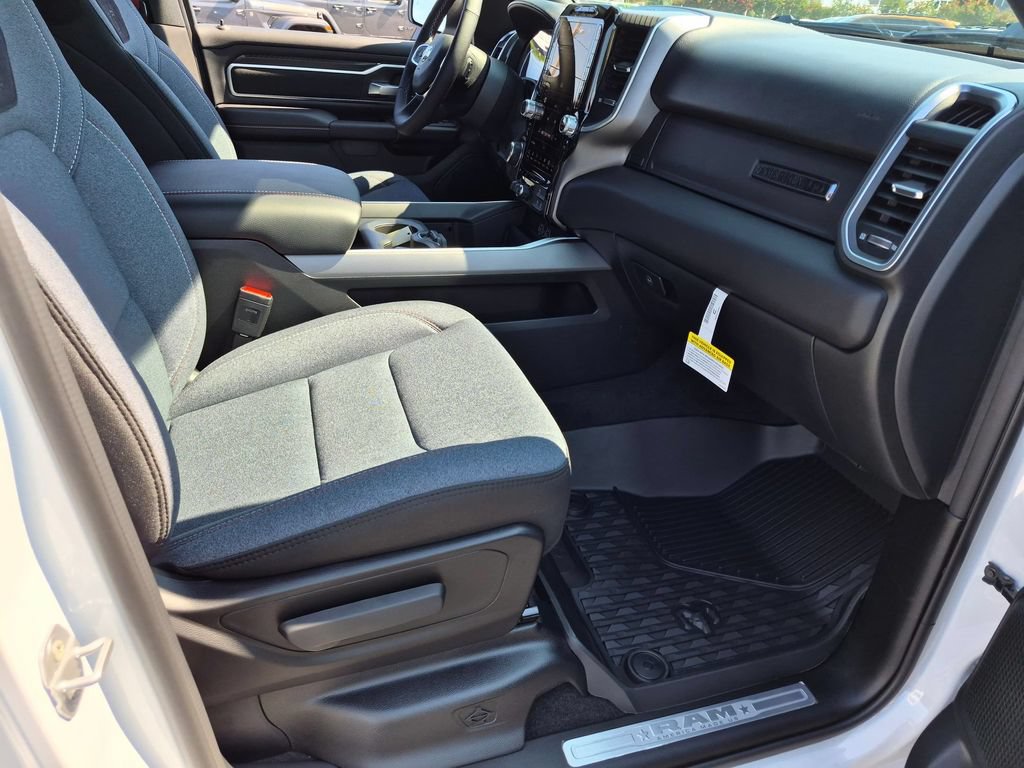 New 2026 RAM 1500 Big Horn AWD/4WD image 29