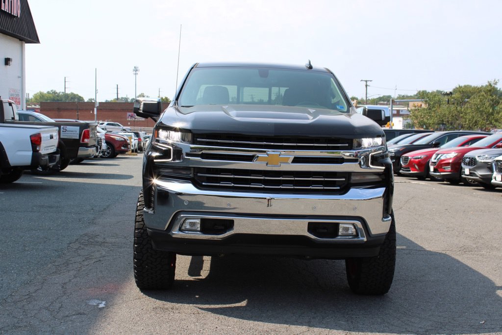 Used 2022 Chevrolet Silverado 1500 LTZ AWD/4WD image 3