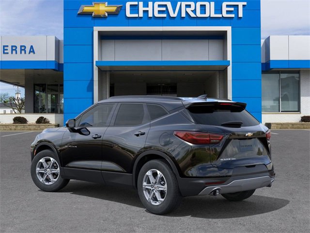 New 2026 Chevrolet Blazer LT image 3