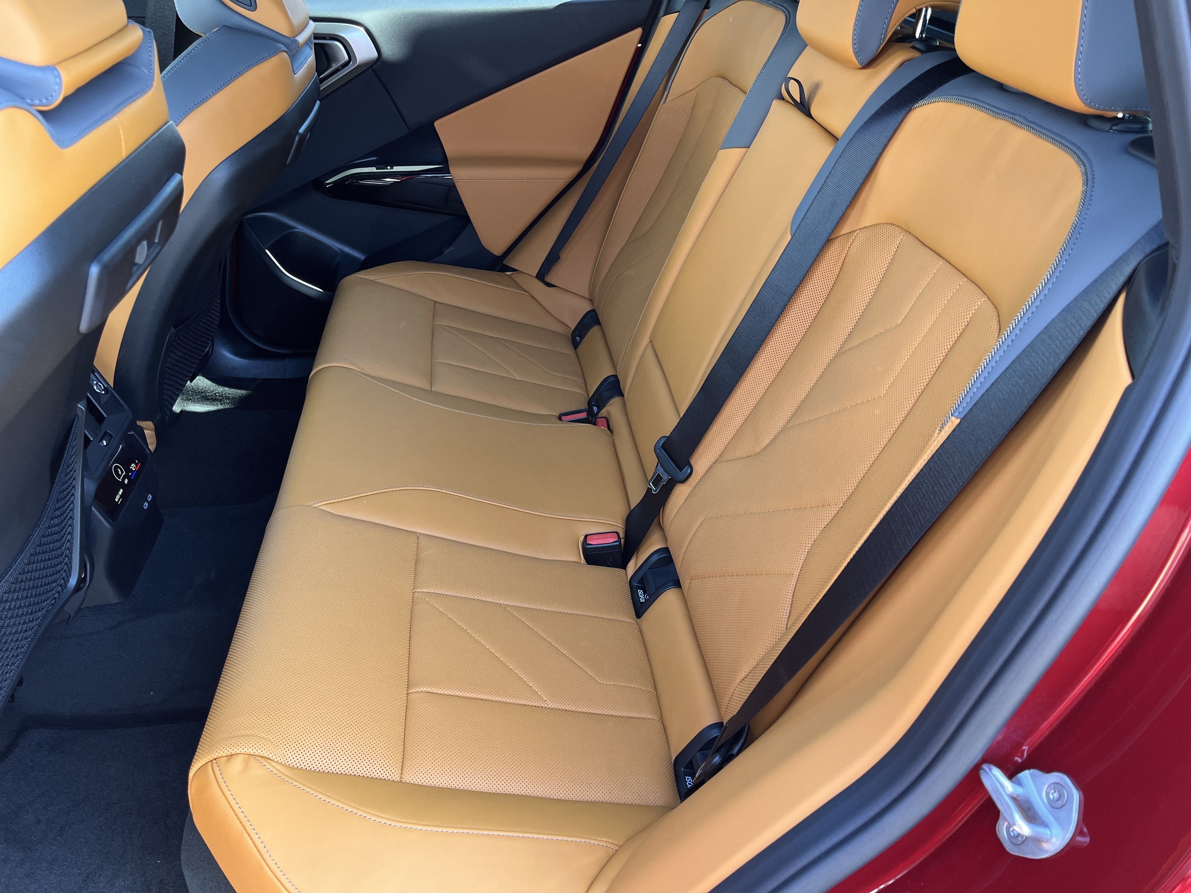 New 2026 BMW X3 xDrive30 w/ Premium Package image 18