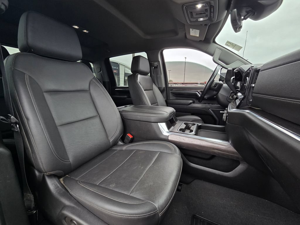 Used 2024 Chevrolet Silverado 2500 LTZ w/ LTZ Convenience Package AWD/4WD image 29