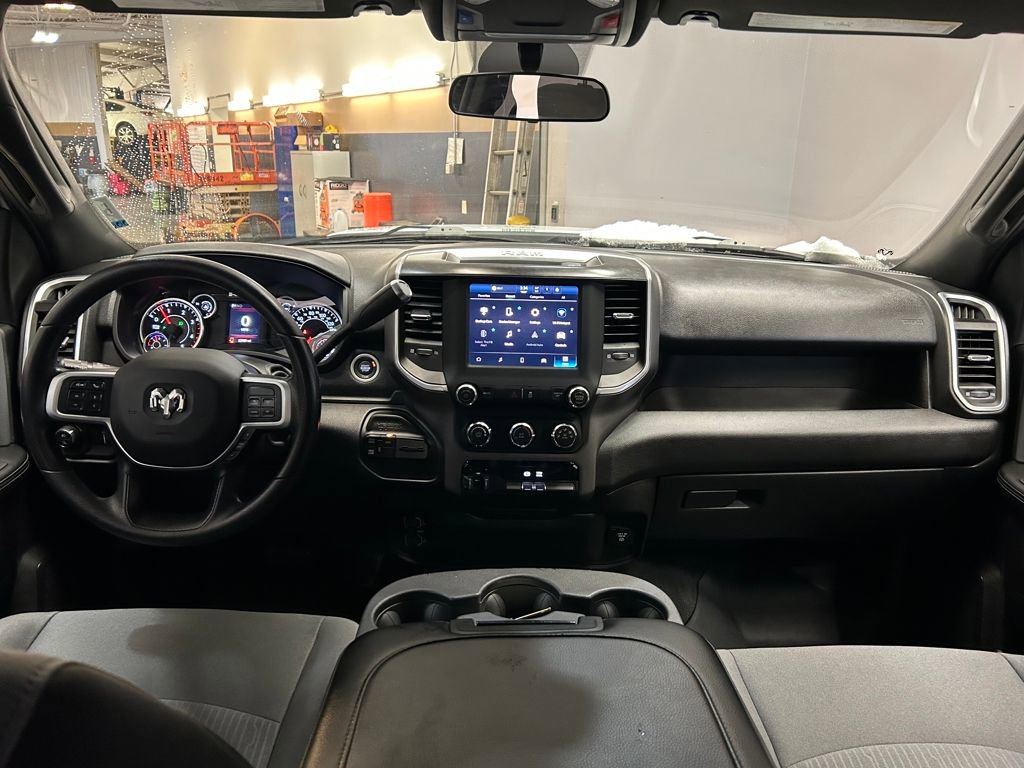 Used 2022 RAM 2500 Big Horn w/ Cold Weather Group image 9