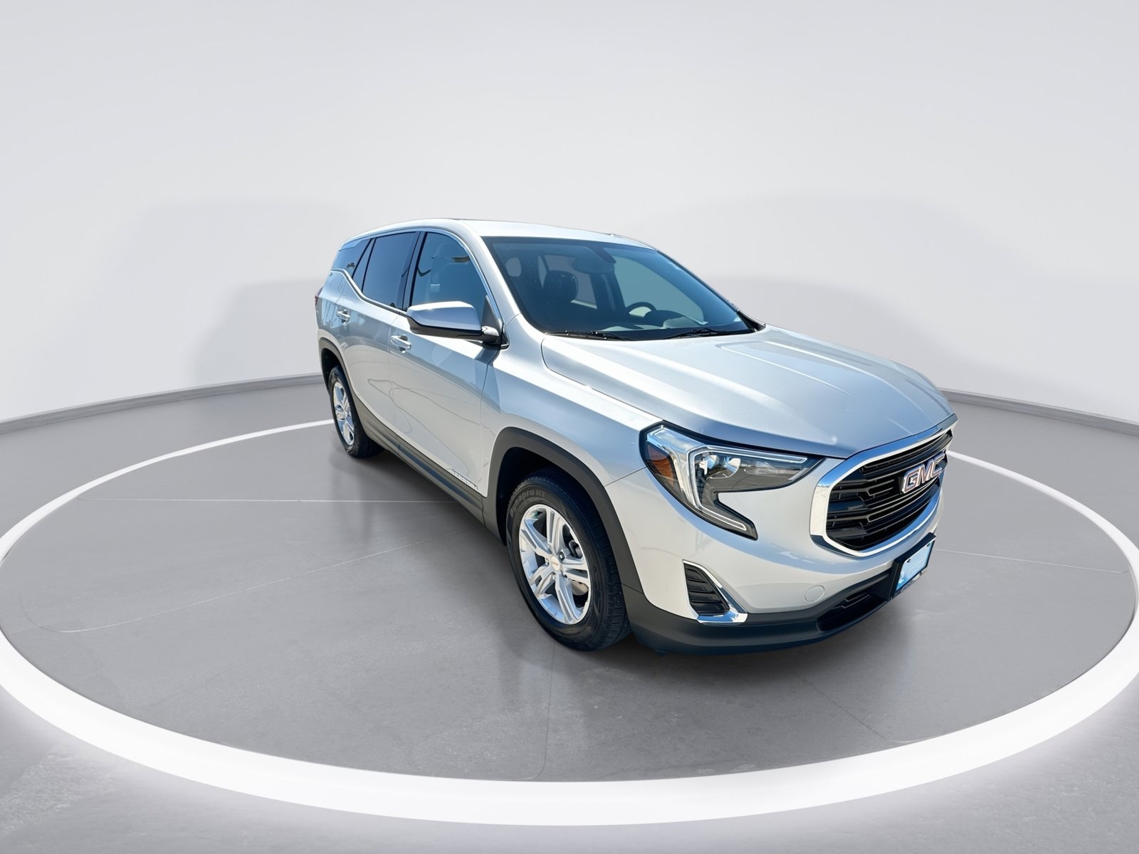 Used 2019 GMC Terrain SLE FWD image 2