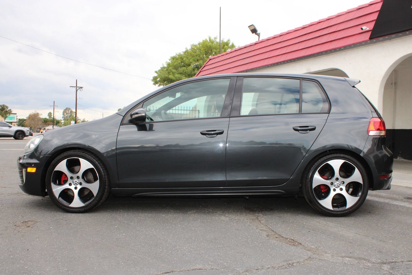 Used 2012 Volkswagen GTI 4-Door FWD image 35