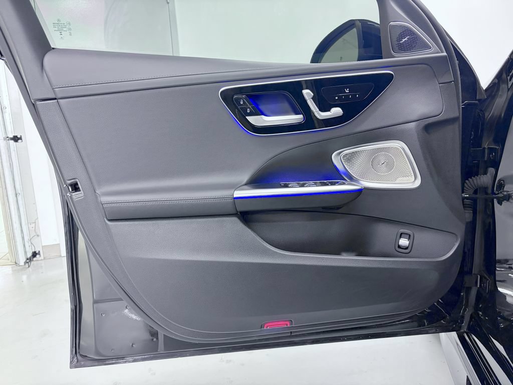 Certified 2023 Mercedes-Benz C 300 4MATIC Sedan image 17