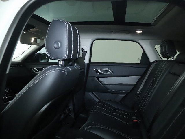 Used 2019 Land Rover Range Rover Velar S image 19