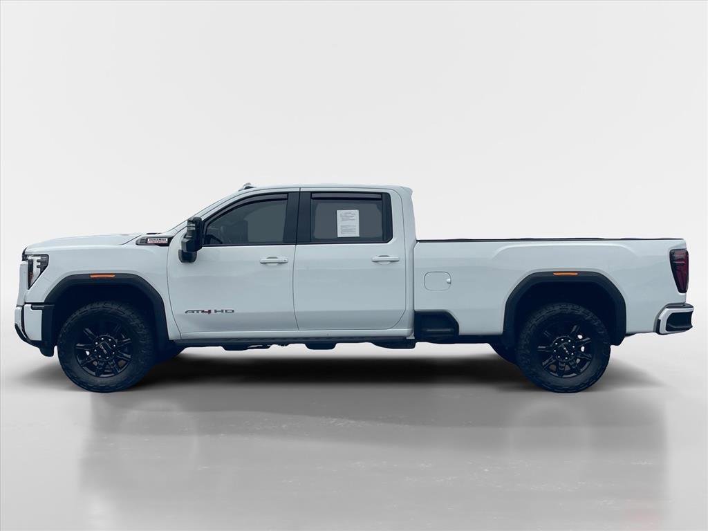 Used 2024 GMC Sierra 2500 AT4 w/ AT4 Premium Plus Package AWD/4WD image 4