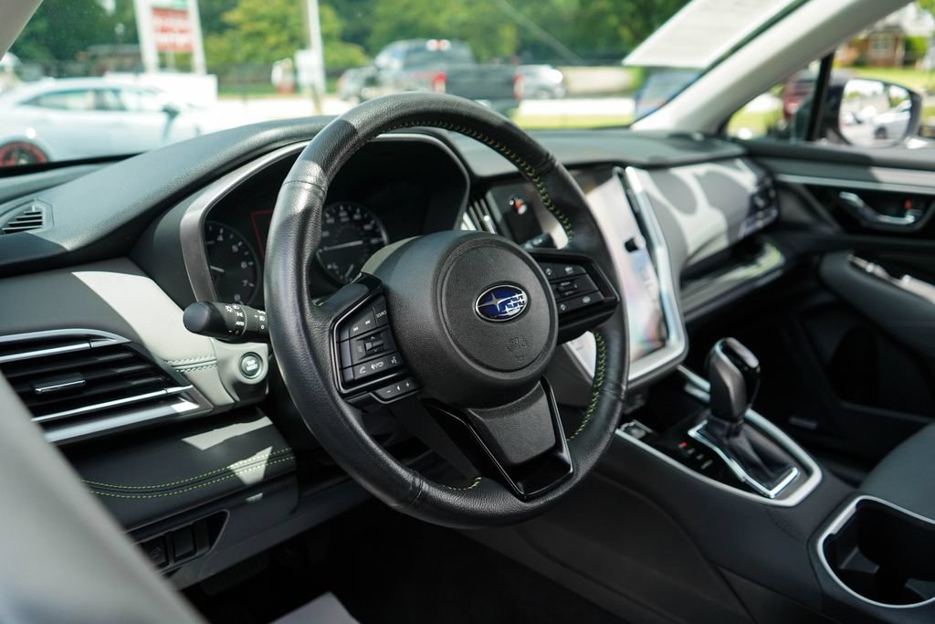 Used 2025 Subaru Outback Onyx Edition AWD/4WD image 5