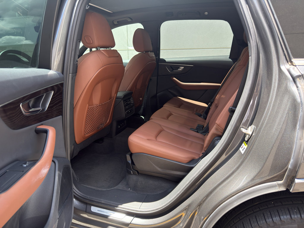 Used 2021 Audi Q7 3.0T Premium Plus AWD/4WD image 5