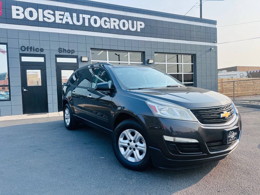 Used 2016 Chevrolet Traverse LS