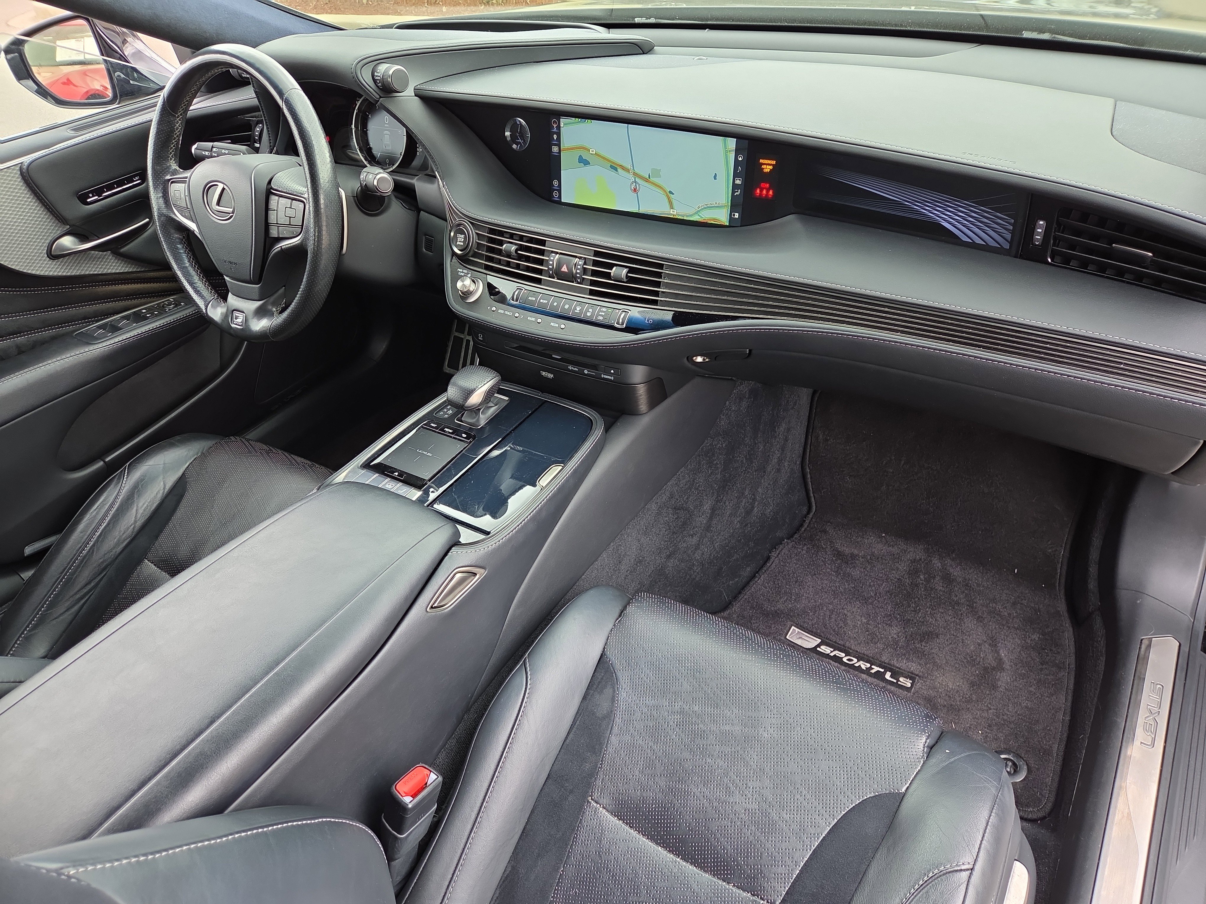 Used 2019 Lexus LS 500 F Sport image 16