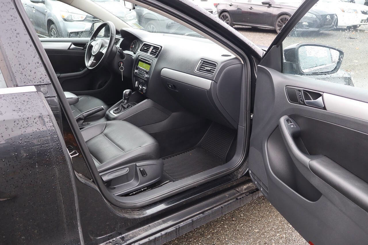 Used 2013 Volkswagen Jetta SE image 21