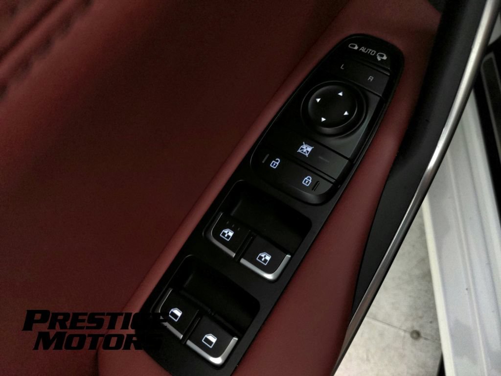 Used 2021 Kia Stinger GT2 image 24
