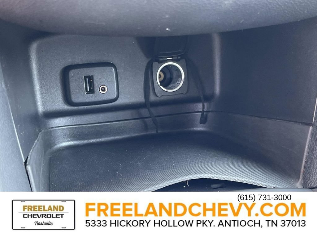 Used 2018 Chevrolet Equinox LT FWD image 34