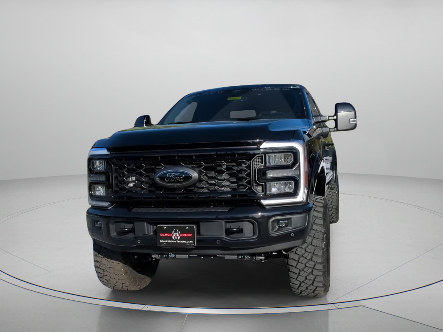 New 2026 Ford F250 Lariat w/ Black Appearance Package image 4
