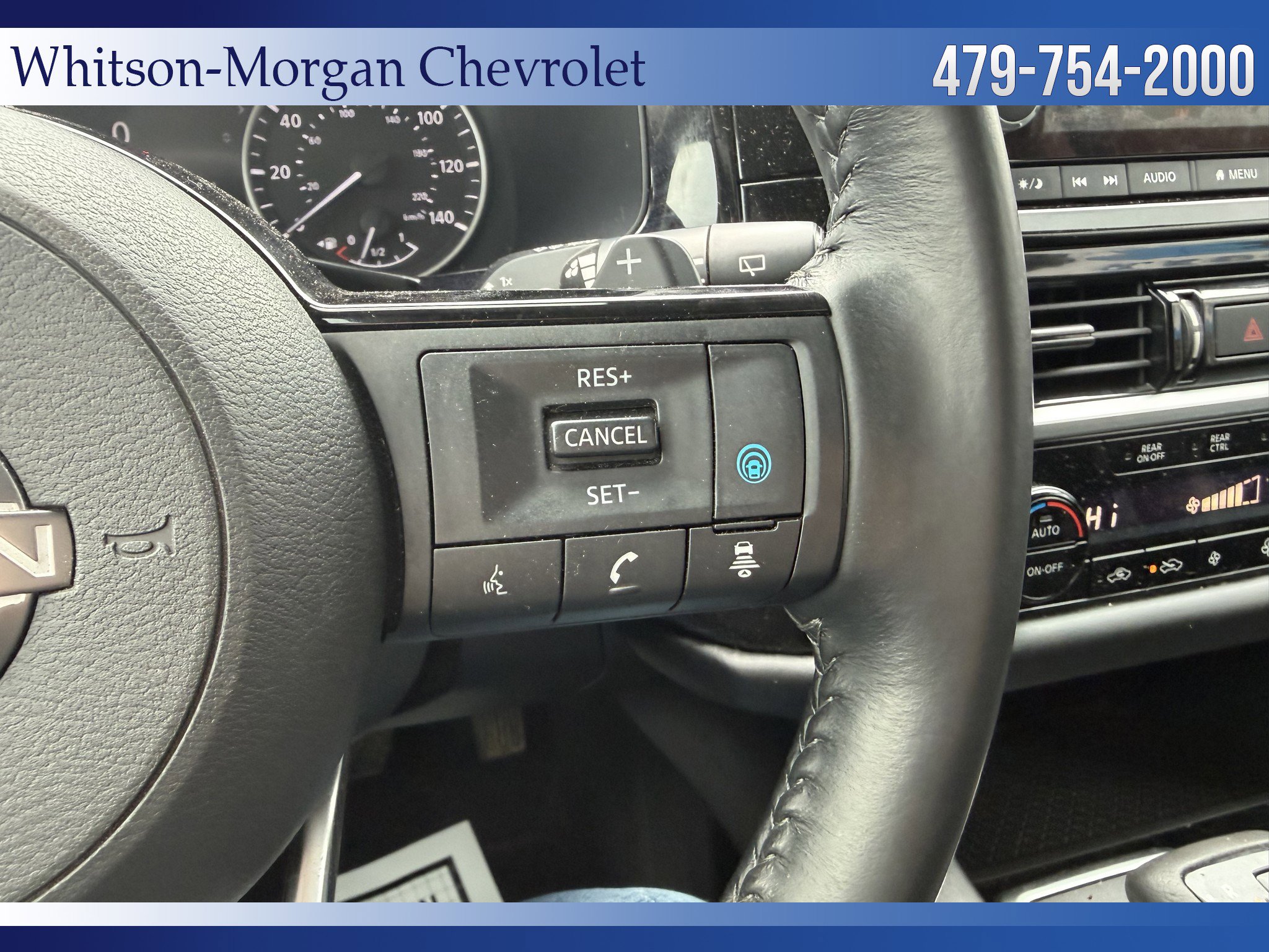 Used 2022 Nissan Pathfinder SV image 17