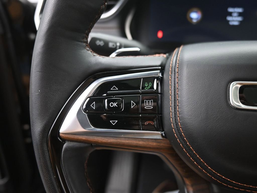 Used 2024 Jeep Grand Cherokee L Summit image 33