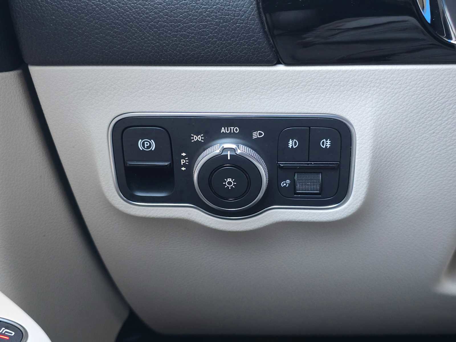 Used 2021 Mercedes-Benz GLA 250 GLA 250 image 34