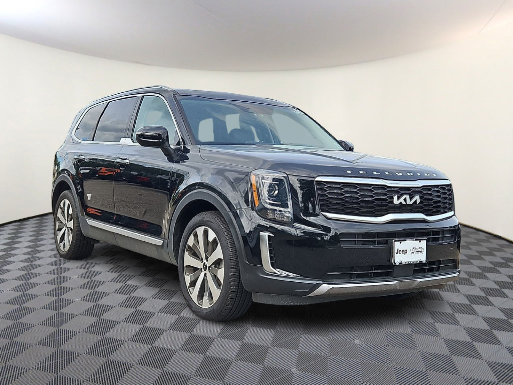 Used 2022 Kia Telluride S AWD/4WD image 1