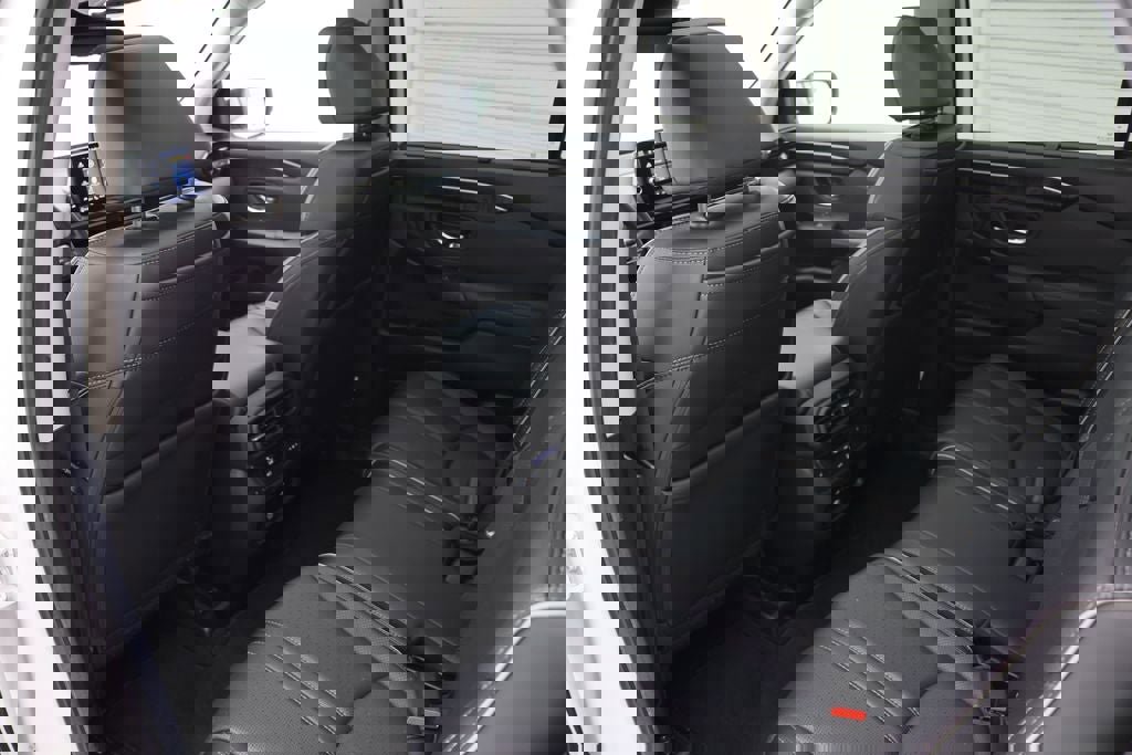 Used 2024 Honda Pilot Elite image 11