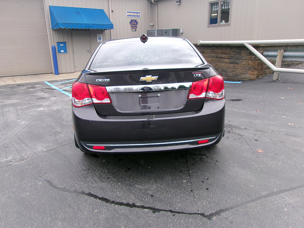 Used 2015 Chevrolet Cruze LTZ w/ Sun, Sound and Sport Package image 7