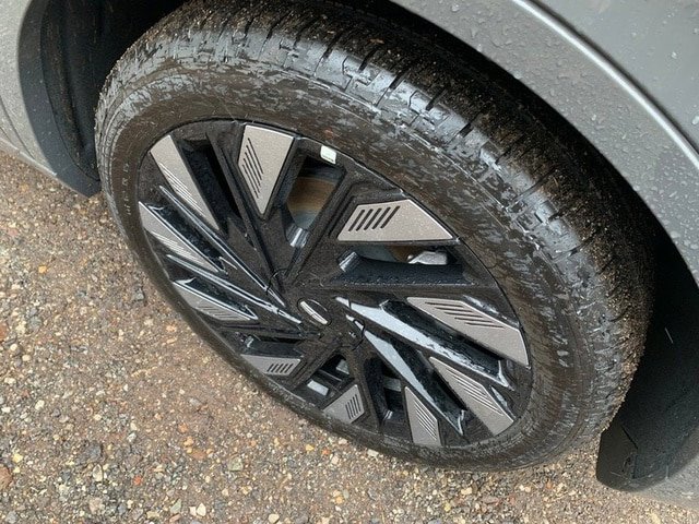New 2026 Lincoln Nautilus Black Label w/ Jet Appearance Package AWD/4WD image 17