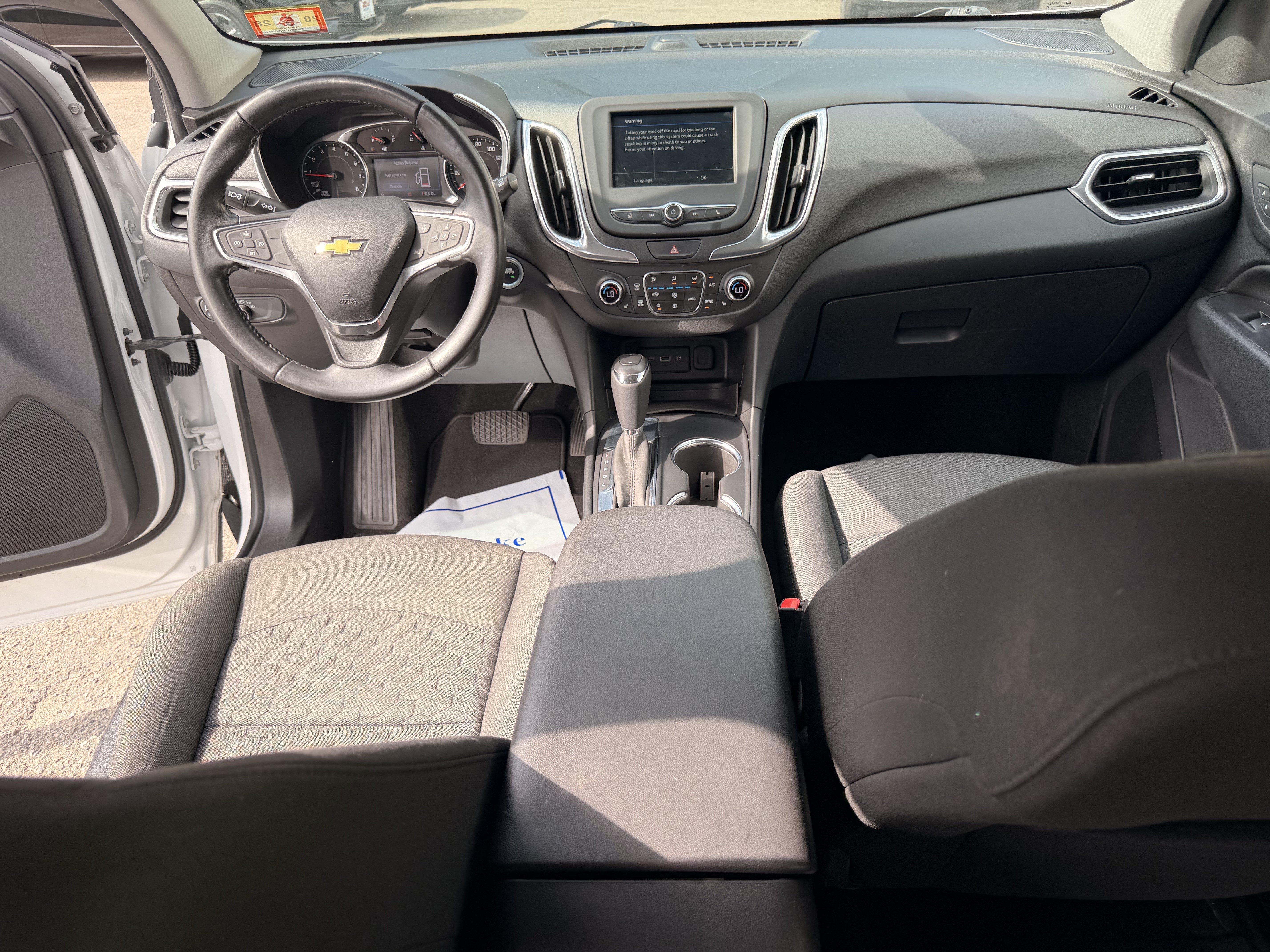 Used 2019 Chevrolet Equinox LT FWD image 16
