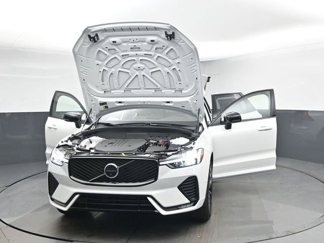 New 2026 Volvo XC60 B5 Plus w/ Protection Package Premier image 54