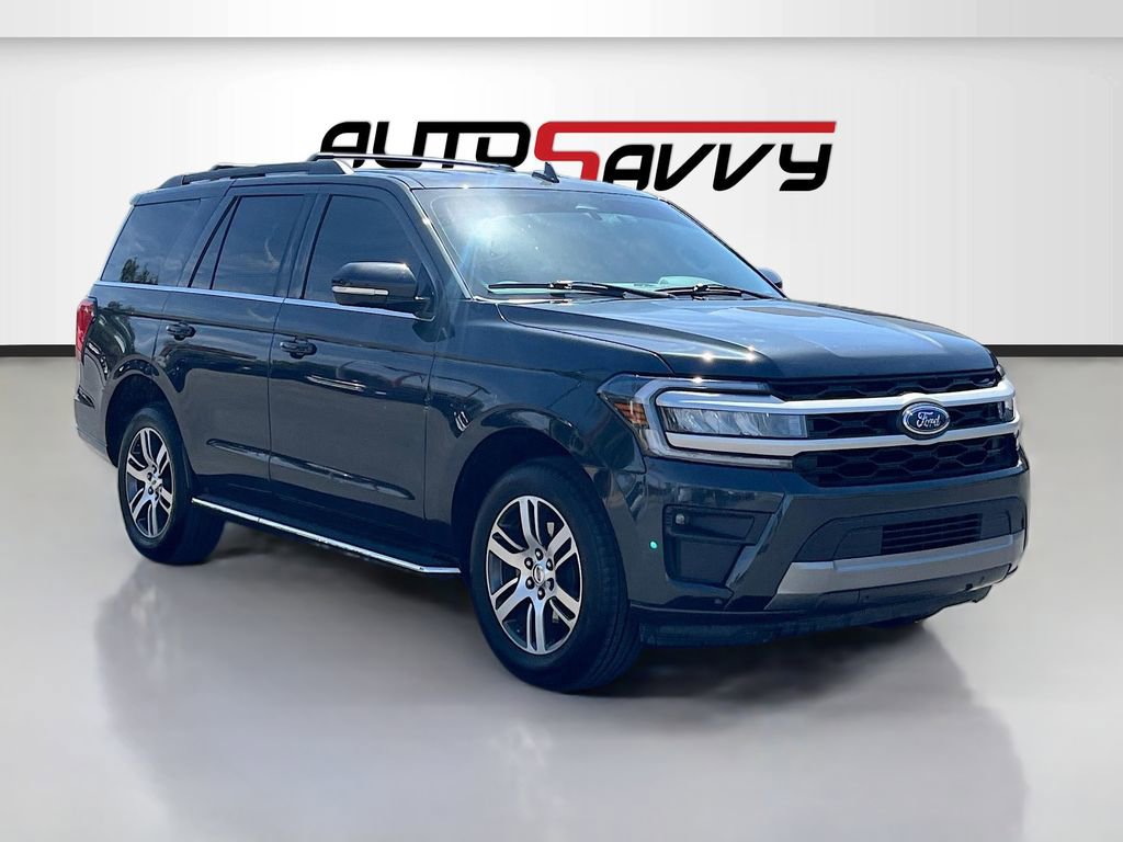Used 2022 Ford Expedition XLT RWD image 1