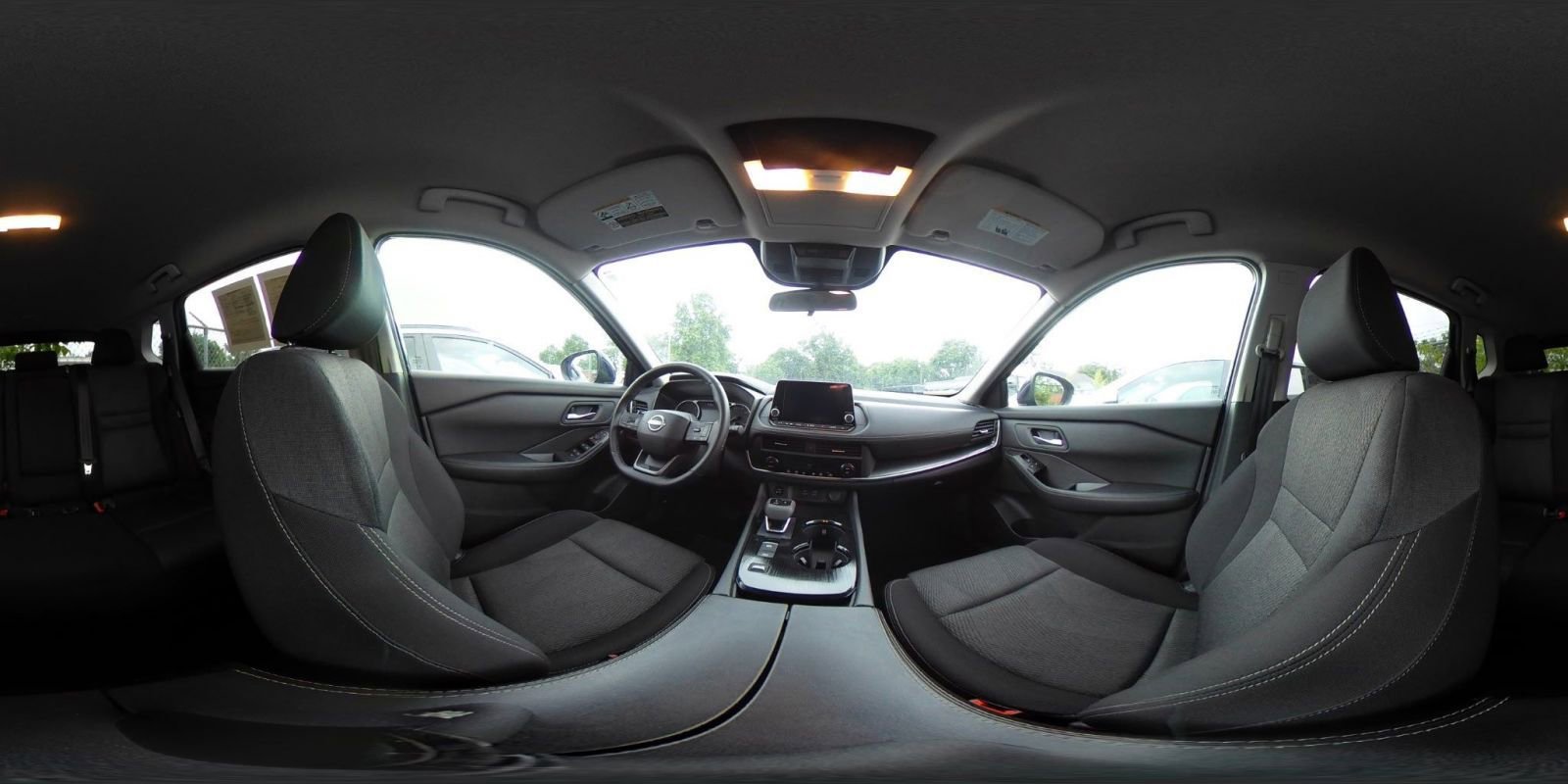 Used 2025 Nissan Rogue SV FWD image 44