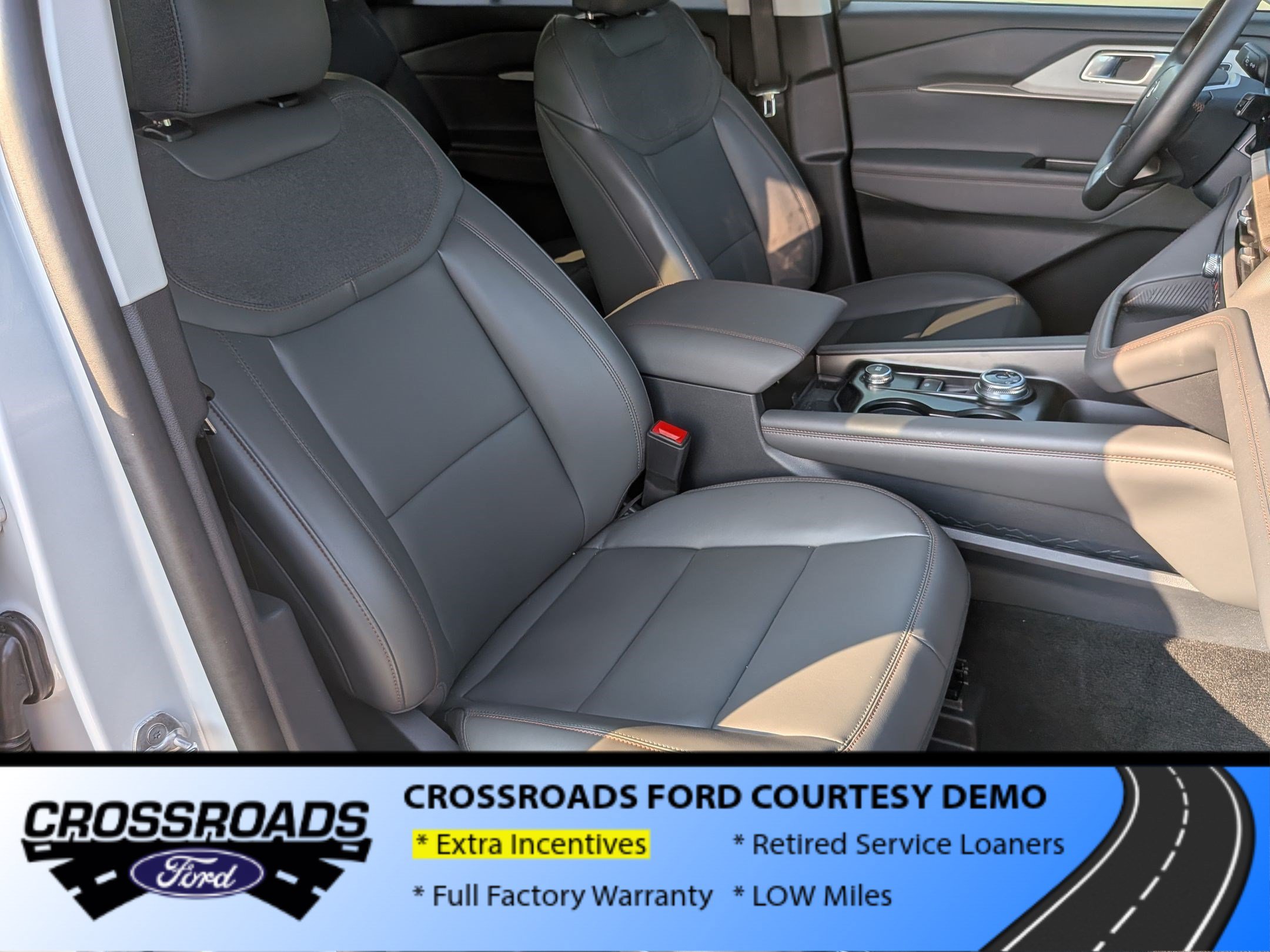 New 2026 Ford Explorer Active w/ Active Comfort Package RWD image 35