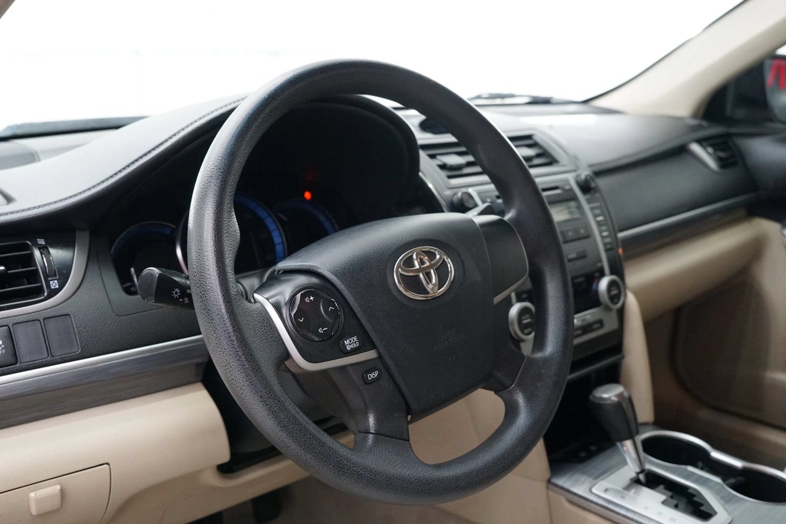 Used 2012 Toyota Camry LE w/ Preferred Accessory Pkg FWD image 23