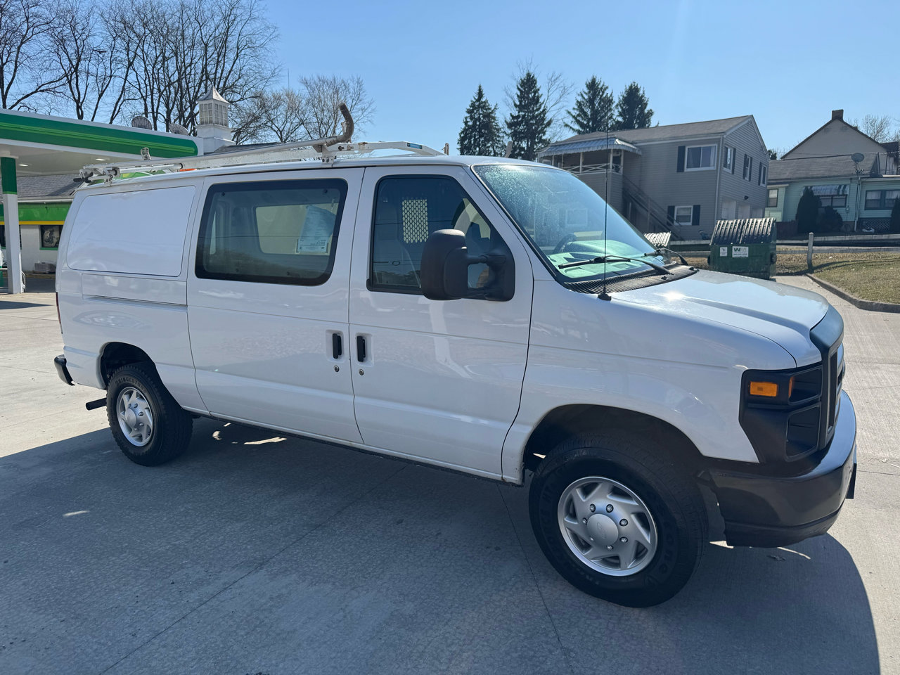 Used 2012 Ford E-250 and Econoline 250 w/ Insulation Pkg RWD image 6