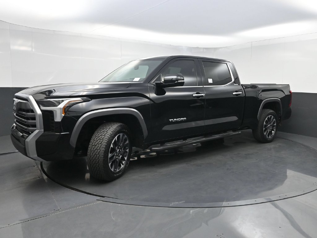 Used 2024 Toyota Tundra Limited w/ Power Package AWD/4WD image 25