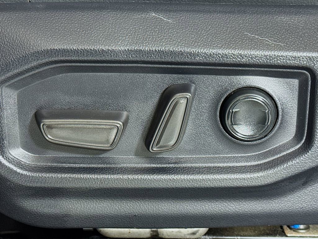 Used 2024 Toyota Tundra Limited w/ TRD Off-Road Package image 14