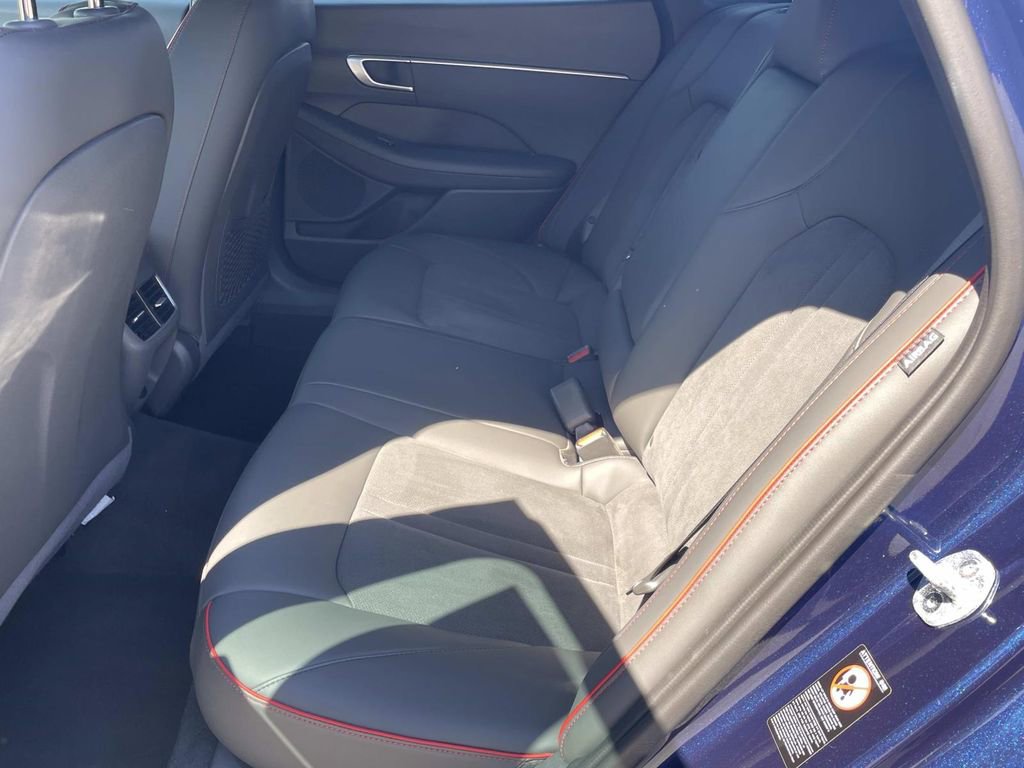 Used 2021 Hyundai Sonata SEL Plus w/ Preferred Accessory Package FWD image 12