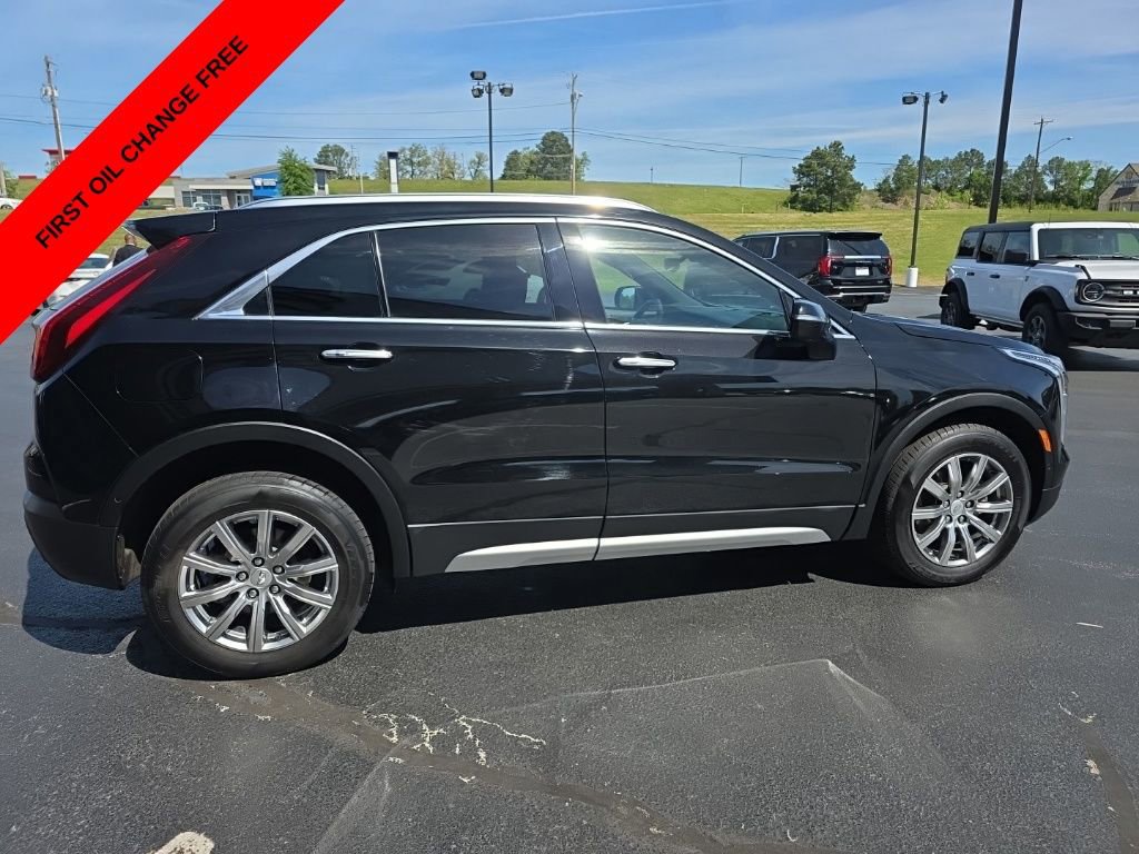 Used 2022 Cadillac XT4 Premium Luxury w/ Enhanced Visibility Package image 8
