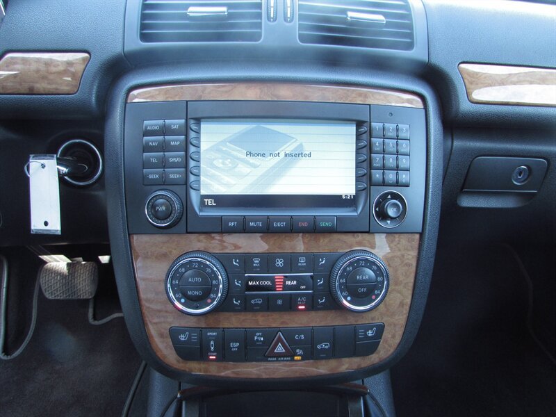 Used 2008 Mercedes-Benz R 350 4MATIC image 17