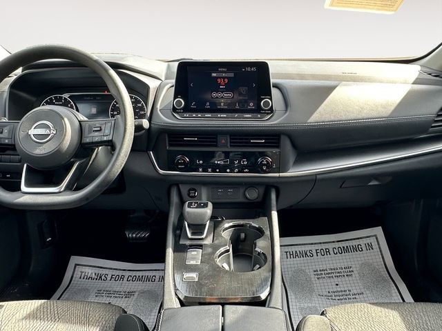 Used 2024 Nissan Rogue SV FWD image 11