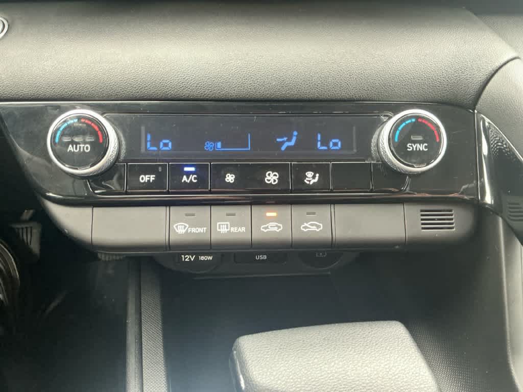 Used 2026 Hyundai Elantra Hybrid FWD image 21