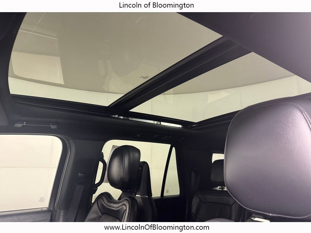 Used 2023 Lincoln Navigator L Reserve AWD/4WD image 27